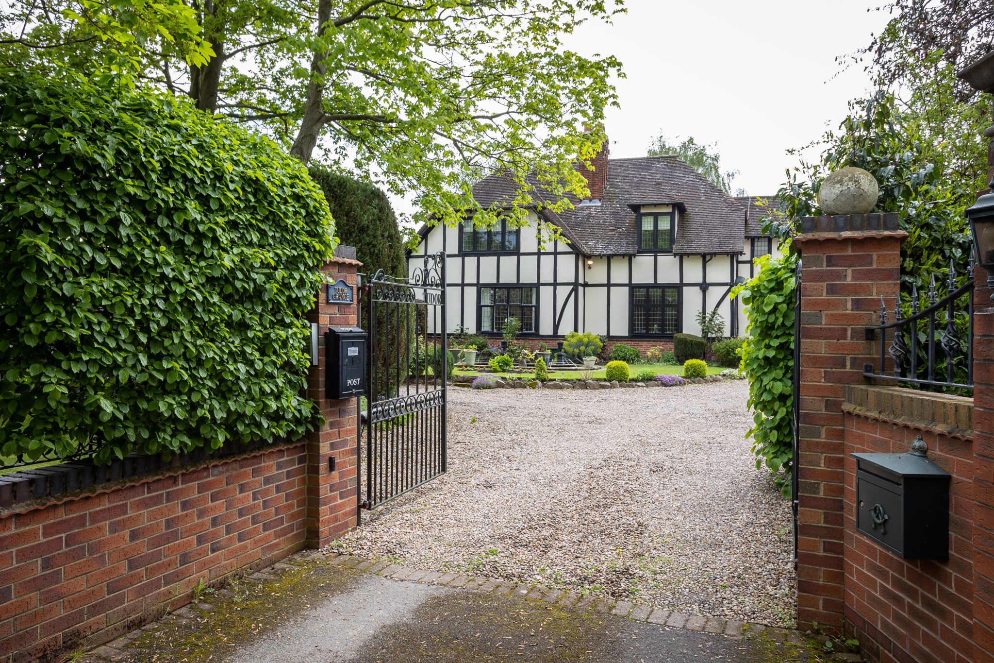 Home Creightons Estate Agents