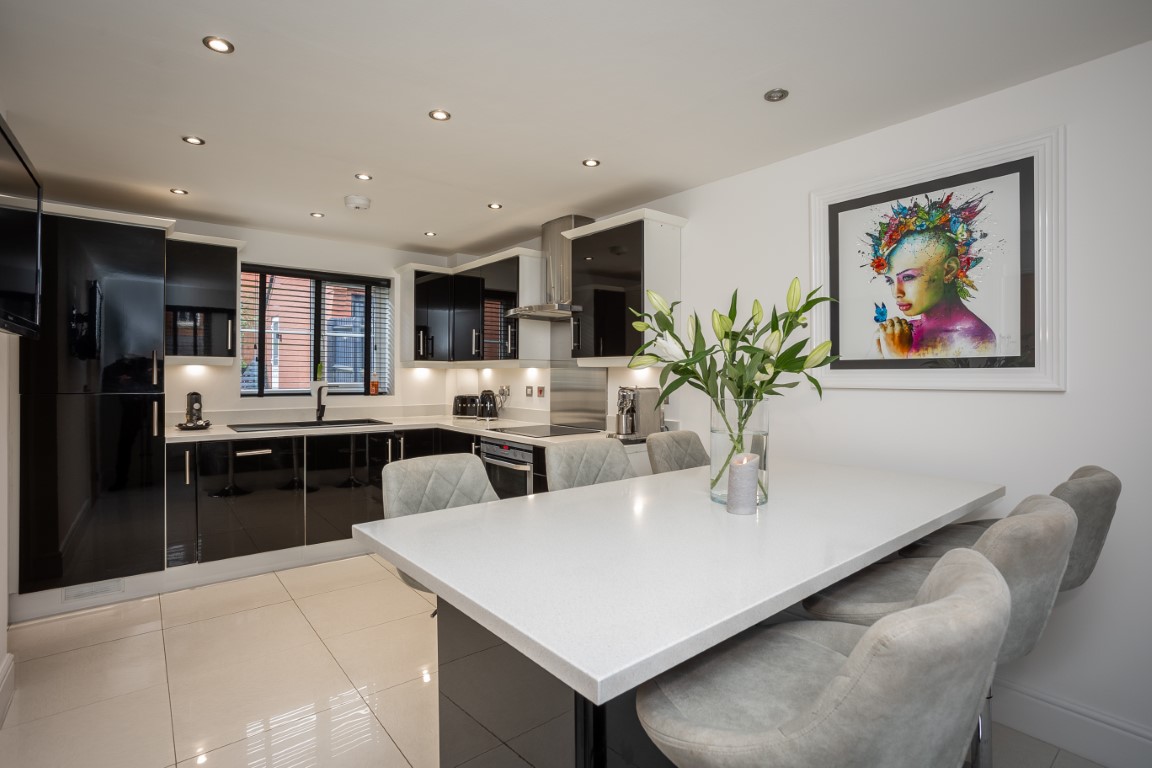 Saxon Drive, Rothley Creightons Estate Agents