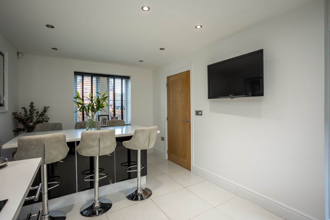 Saxon Drive, Rothley Creightons Estate Agents