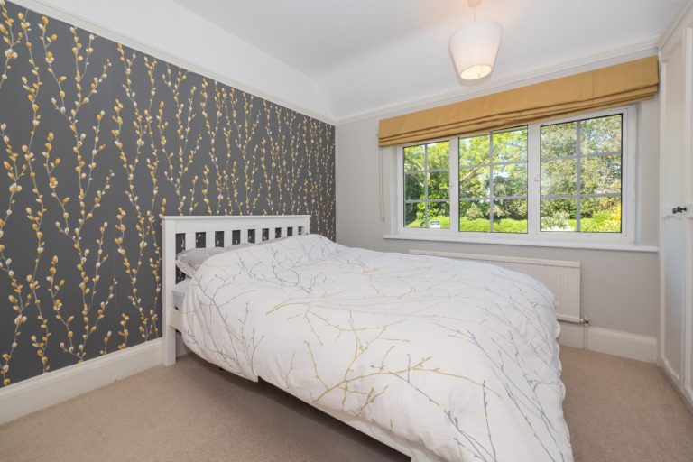 23. BEDROOM2