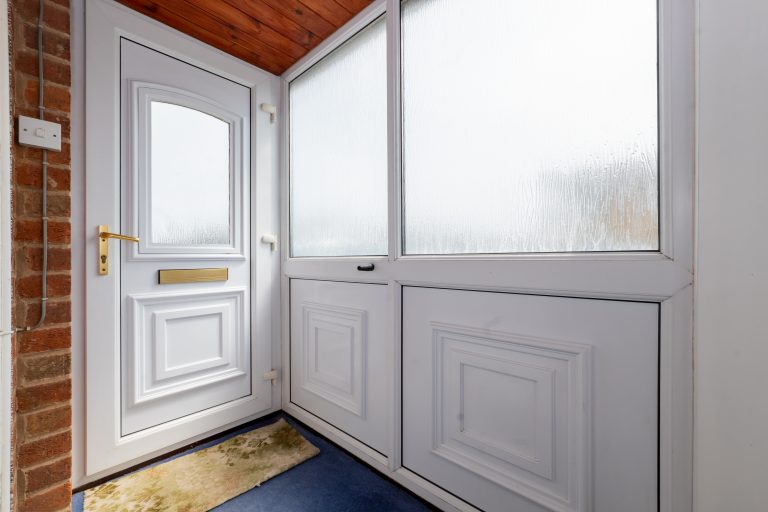 04 front porch