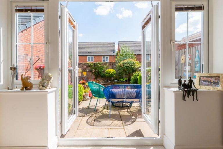 11 living (Rightmove)