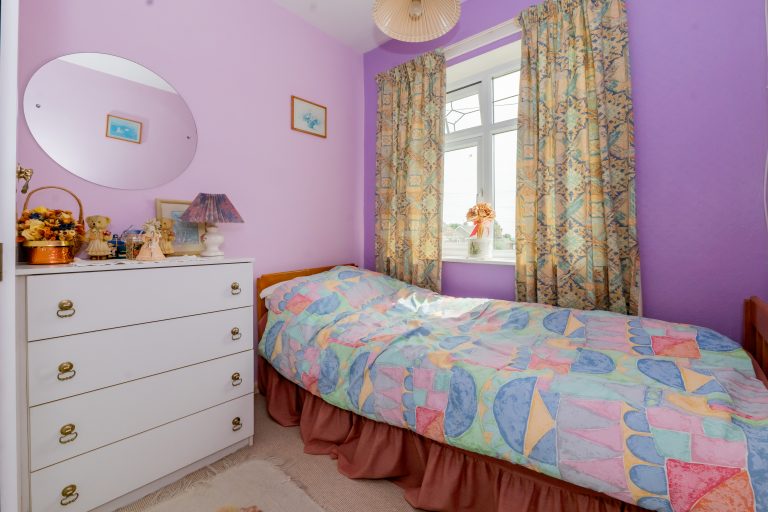 18 bedroom3