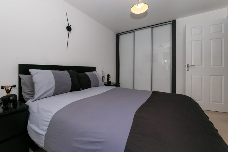 21 bedroom2 (Rightmove)