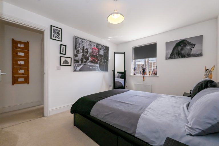22 bedroom2 (Rightmove)