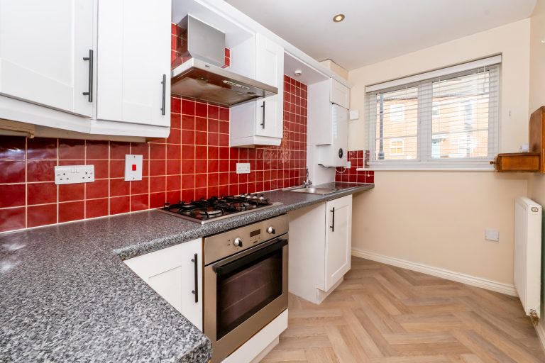 06 kitchen