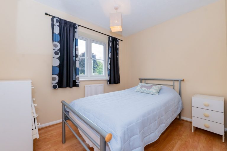 17 bedroom2 (Large)