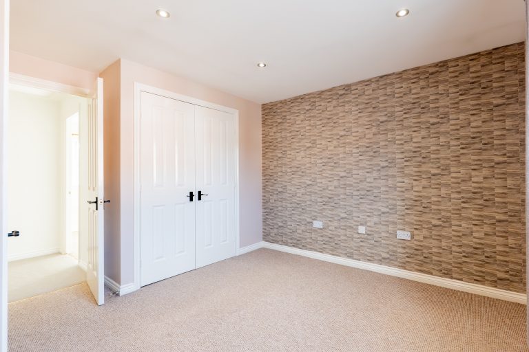 18 bedroom1