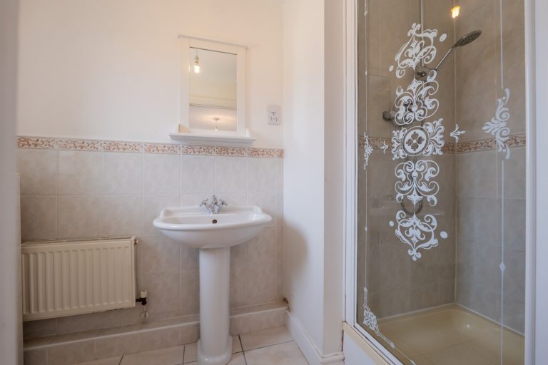 19 bed1 ensuite (Large)