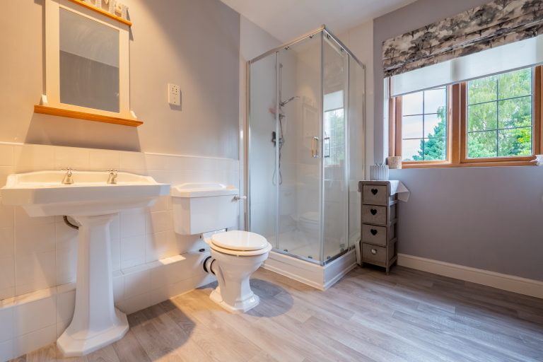 42 ensuite