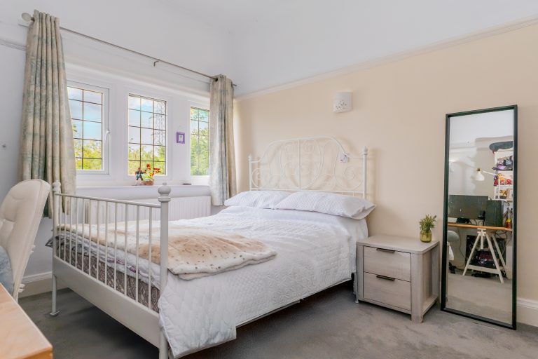 48 bedroom3