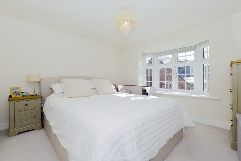 18 bedroom1