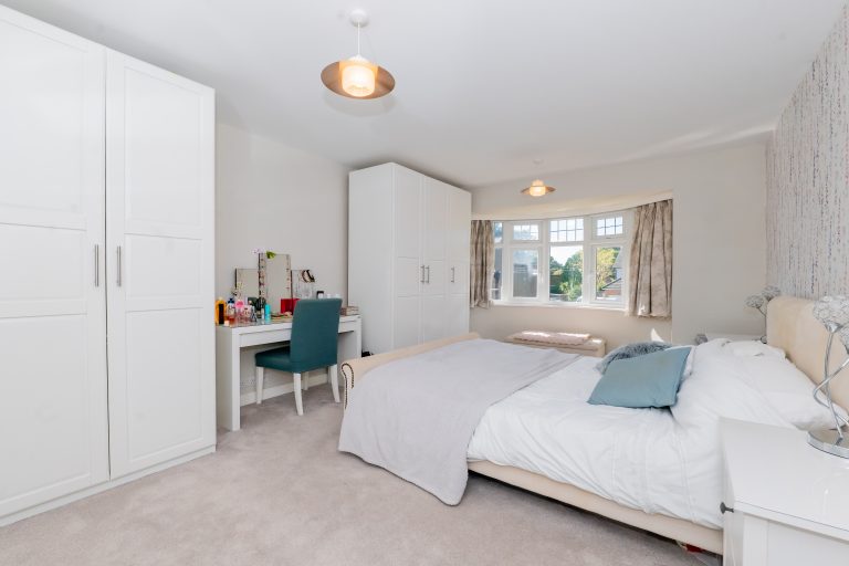 20 bedroom1
