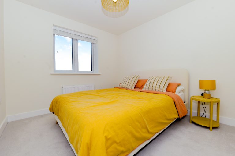 26 bedroom2