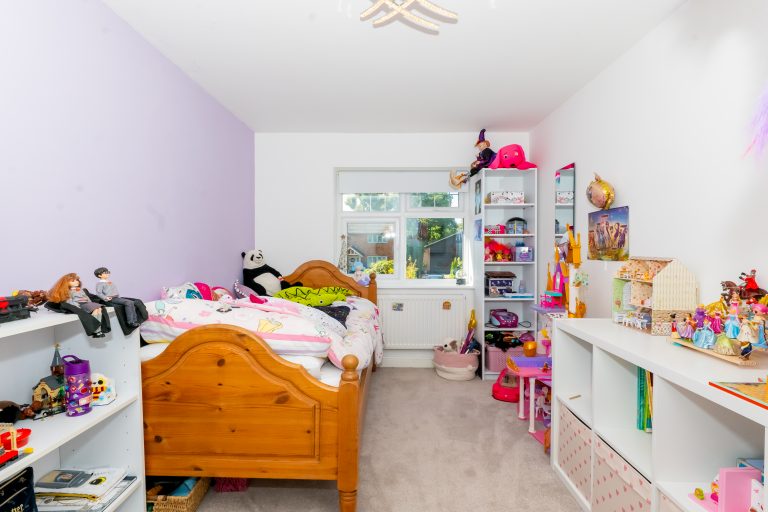 30 bedroom4