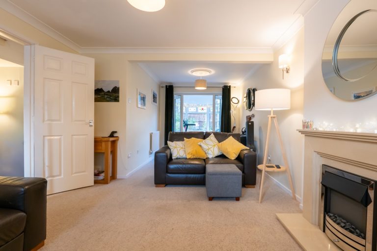 07 living (Rightmove)