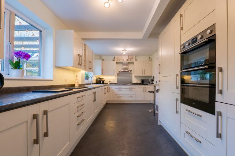 11 kitchen (Rightmove)