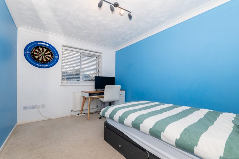 33 bedroom4 (Rightmove)