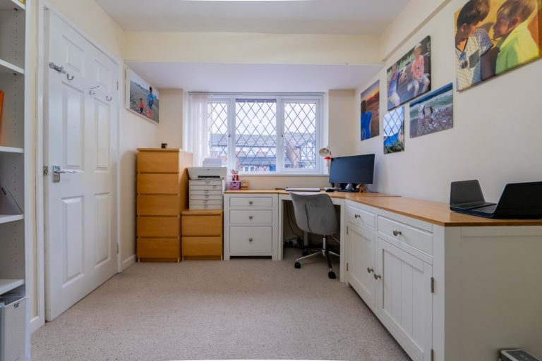 43 office (Rightmove)