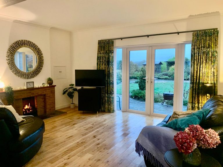 WhatsApp Image 2025-11-16 at 08.40.34 4