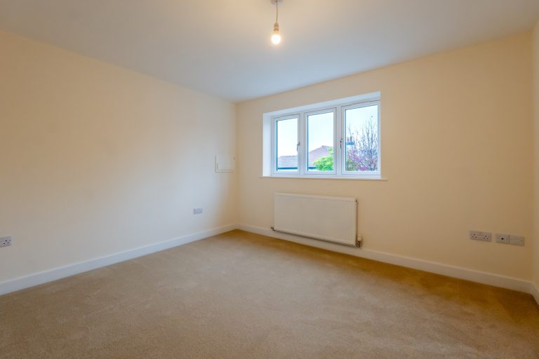 14 bedroom1 (Rightmove)