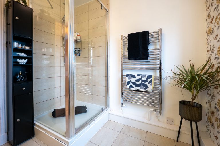 37 shower room