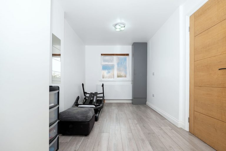 24 downstairs Bedroom