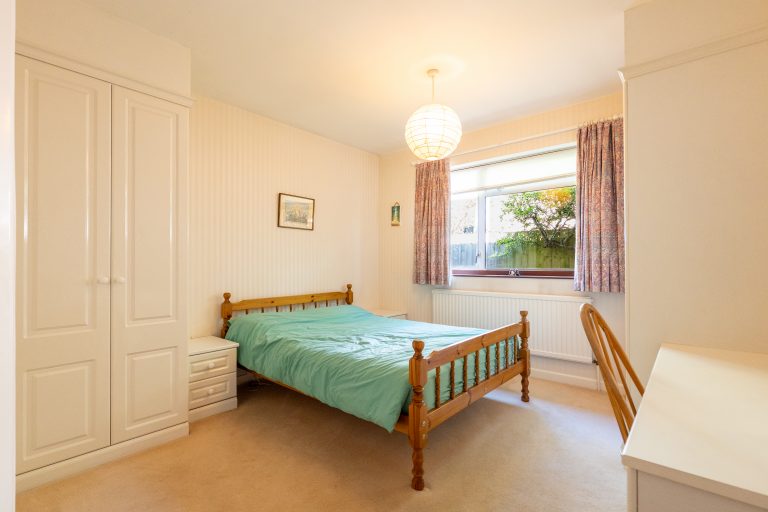 22 bed1