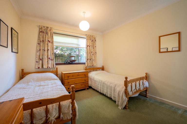 29 bed2
