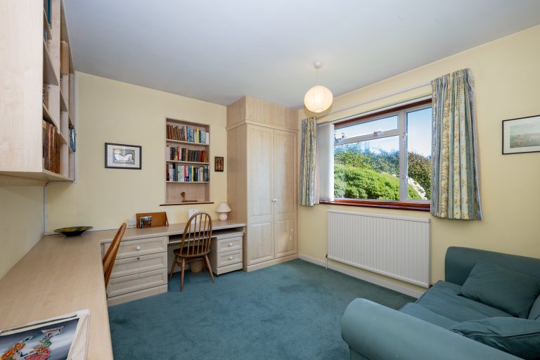 30 bed3 office