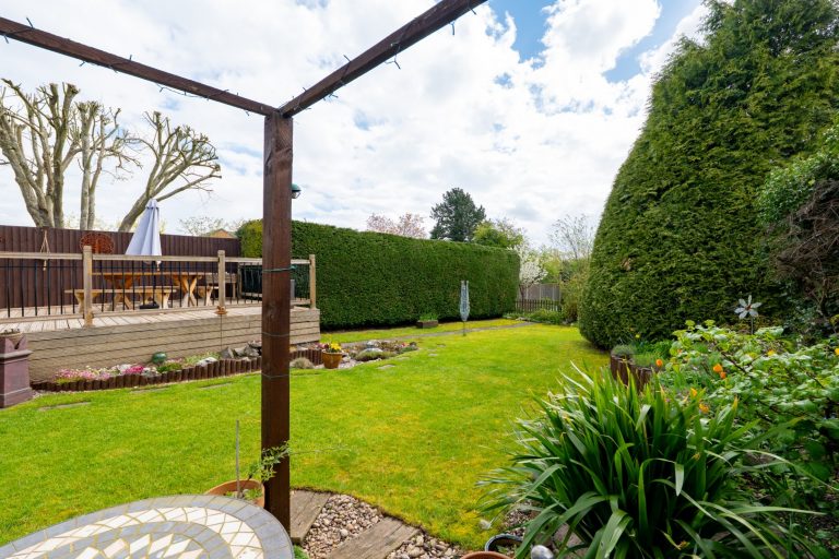 38 garden (Rightmove)