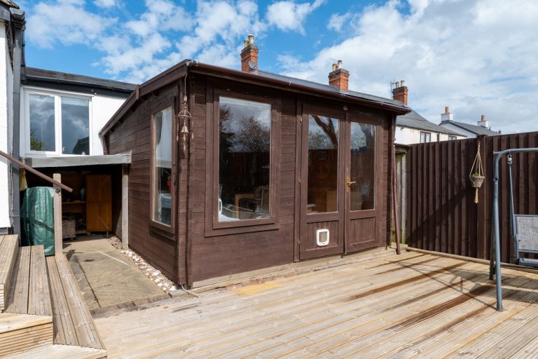 44 summer house (Rightmove)