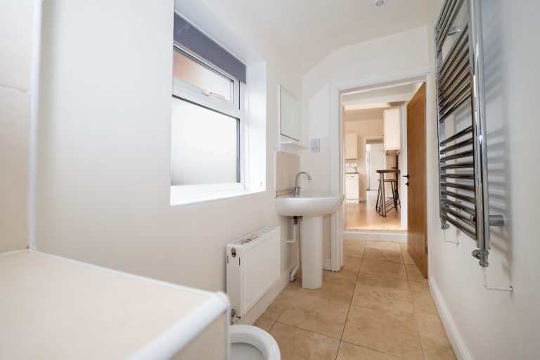 12 shower room