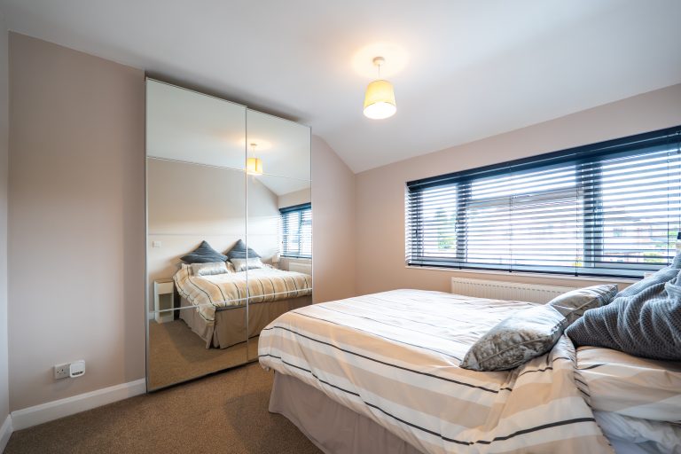 21 bed1
