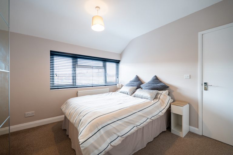 22 bed1