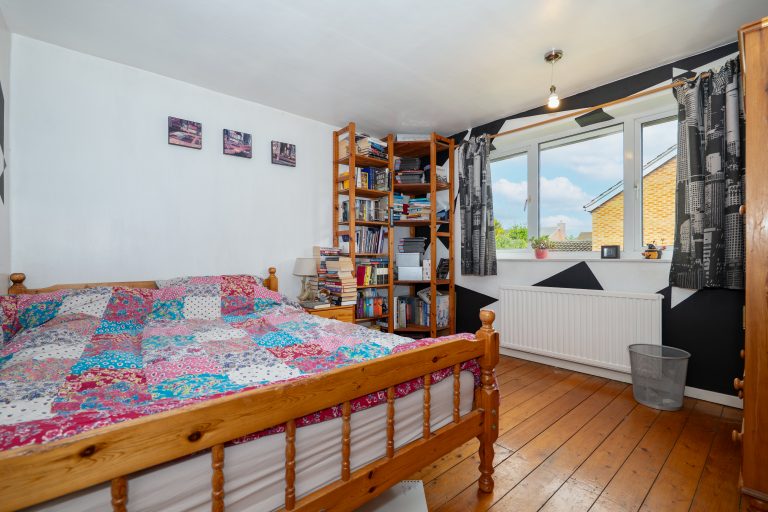 24 bed1