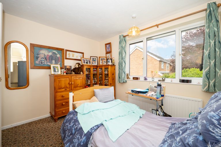 28 bed2