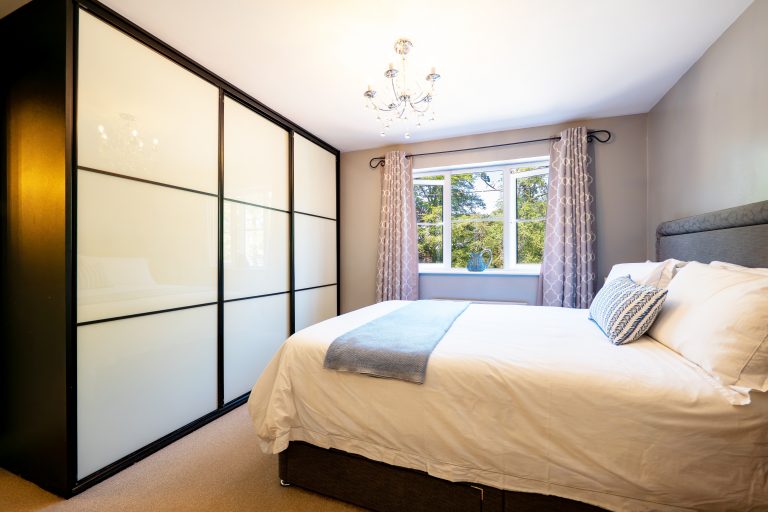 30 bed1