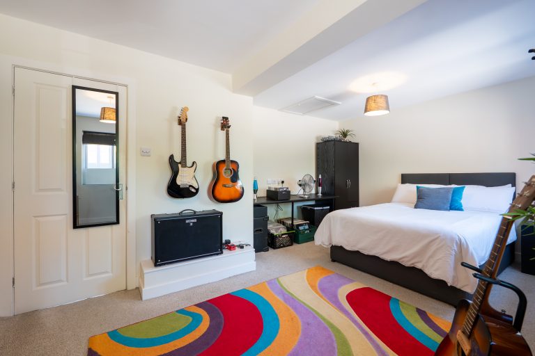 34 bed2