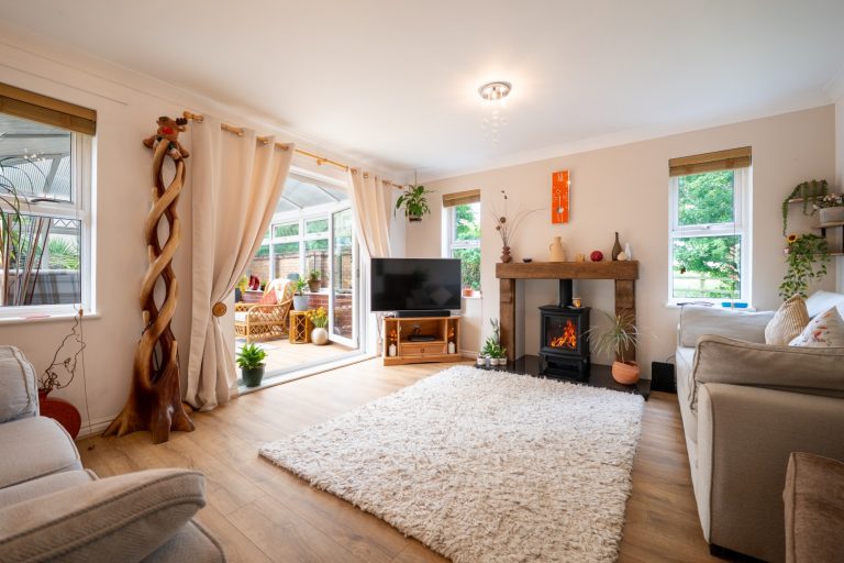 06 living (Rightmove) - Copy