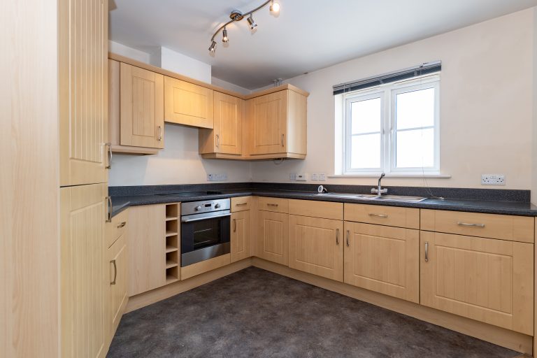 07 kitchen area