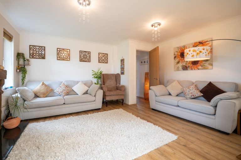 08 living (Rightmove) - Copy