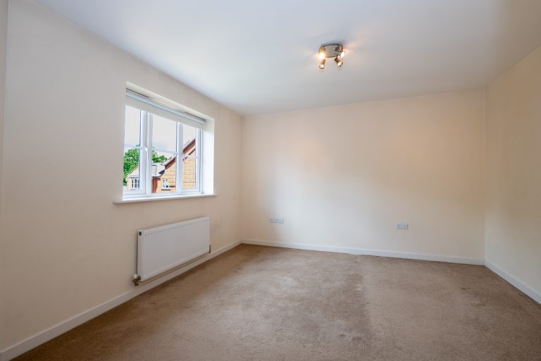 10 Master Bedroom