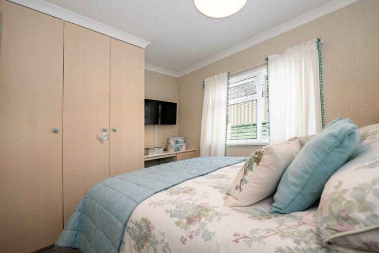 12 bed1 (Large)