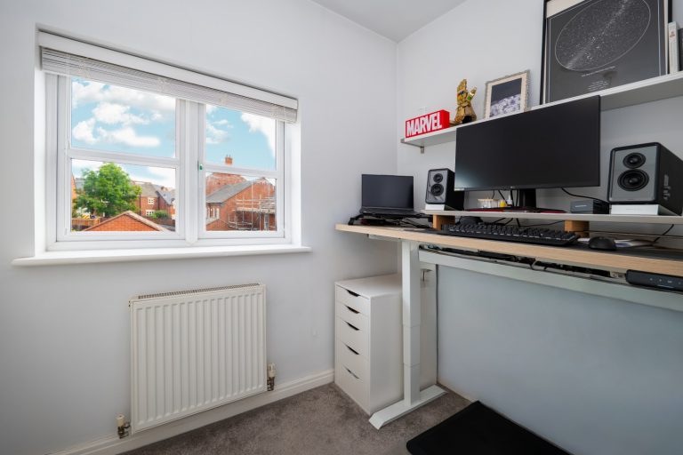 18 bed3 office (Large)