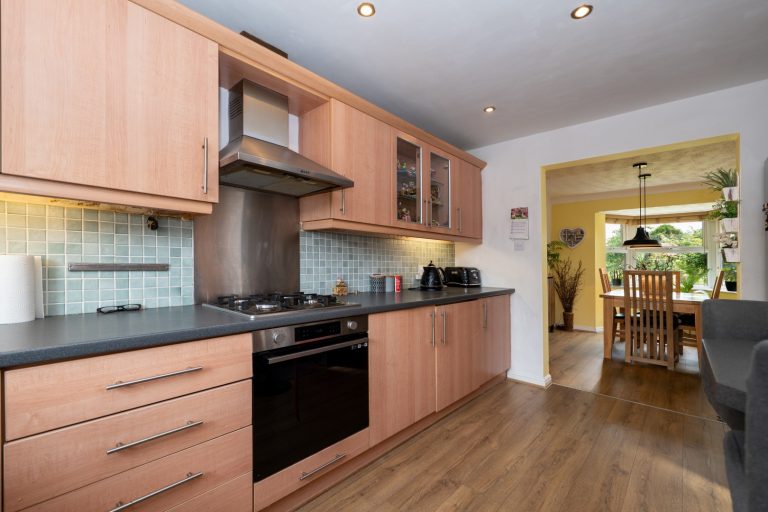 19 kitchen (Rightmove) - Copy