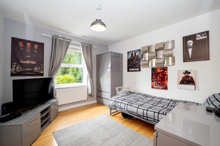 27 bed2 (Rightmove) - Copy
