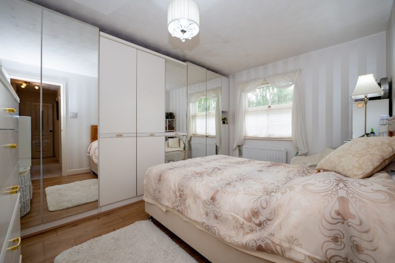 31 bed2 (Large)