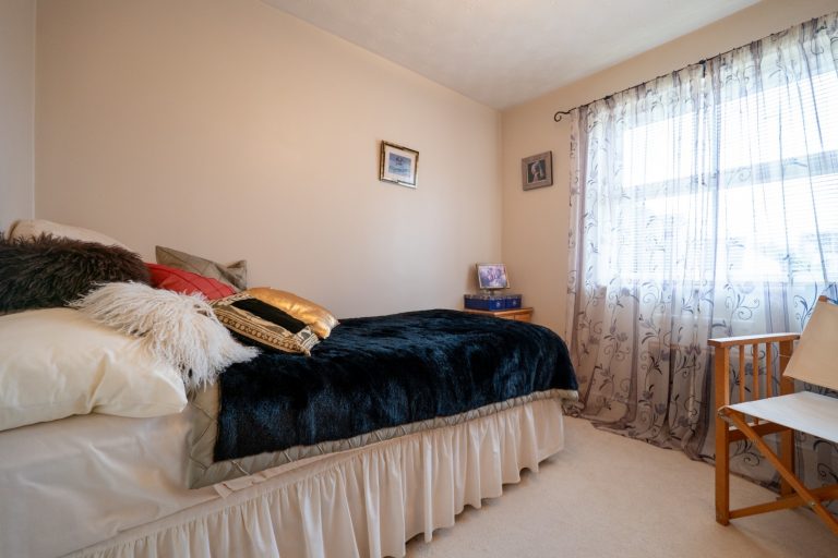 34 bed3 (Large)
