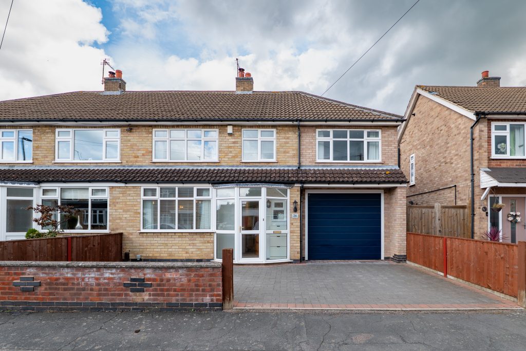 01 front – 4 bedroom semi-detached (house) at Dunster Road, Mountsorrel